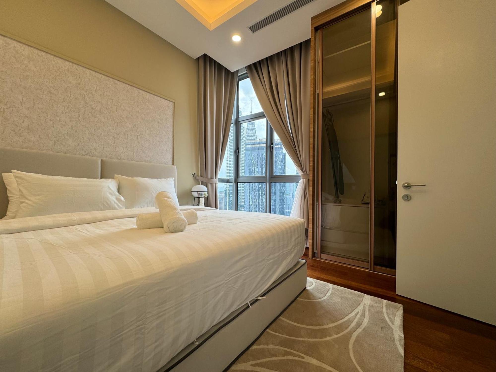 Royce Klcc Kuala Lumpur City Centre By Dormeo Destinations Buitenkant foto