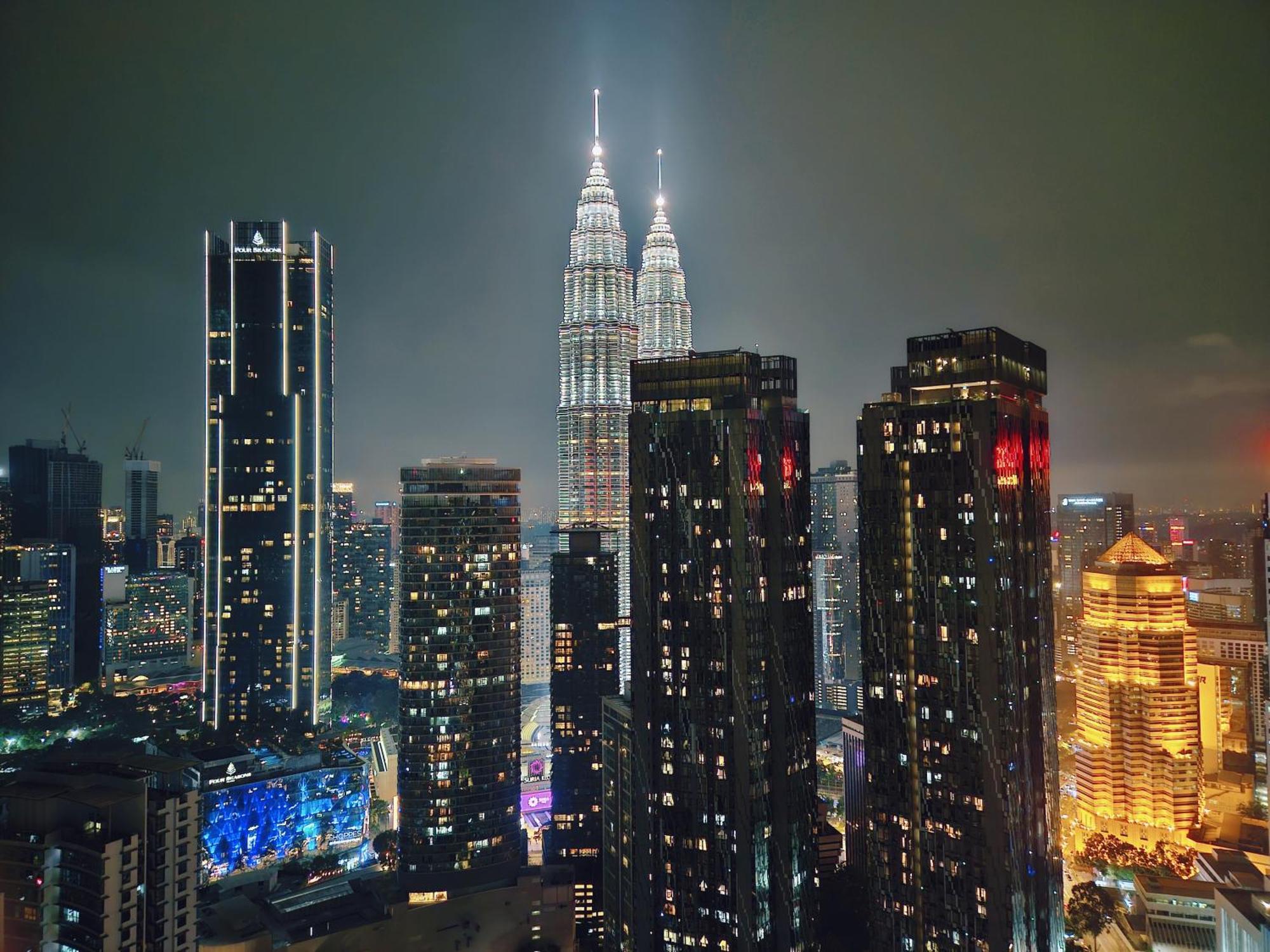 Royce Klcc Kuala Lumpur City Centre By Dormeo Destinations Buitenkant foto